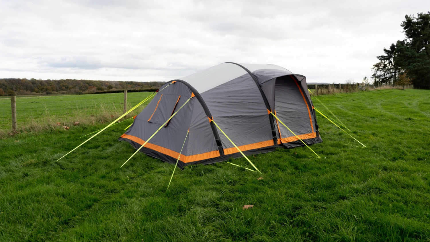 OLPRO Abberley XL Breeze 4 Berth Inflatable Tent 4 OLPRO Abberley XL Breeze 4 Berth Inflatable Tent - Image 4