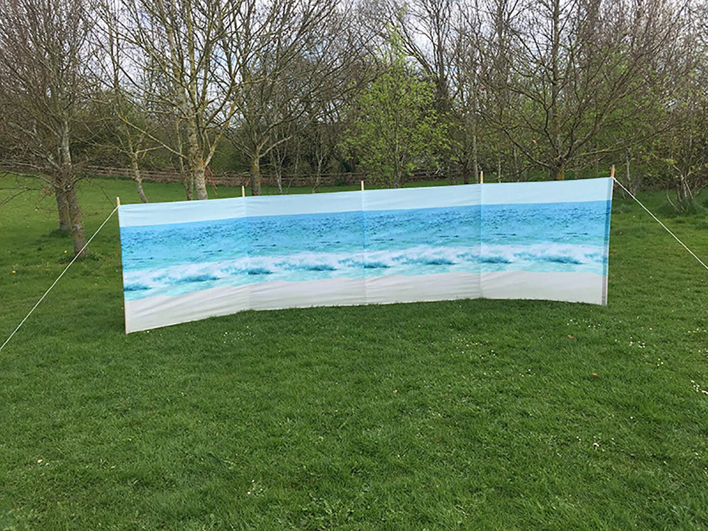 OLPRO The Beach 5 Pole Wooden Windbreak 2 OLPRO The Beach 5 Pole Wooden Windbreak - Image 2