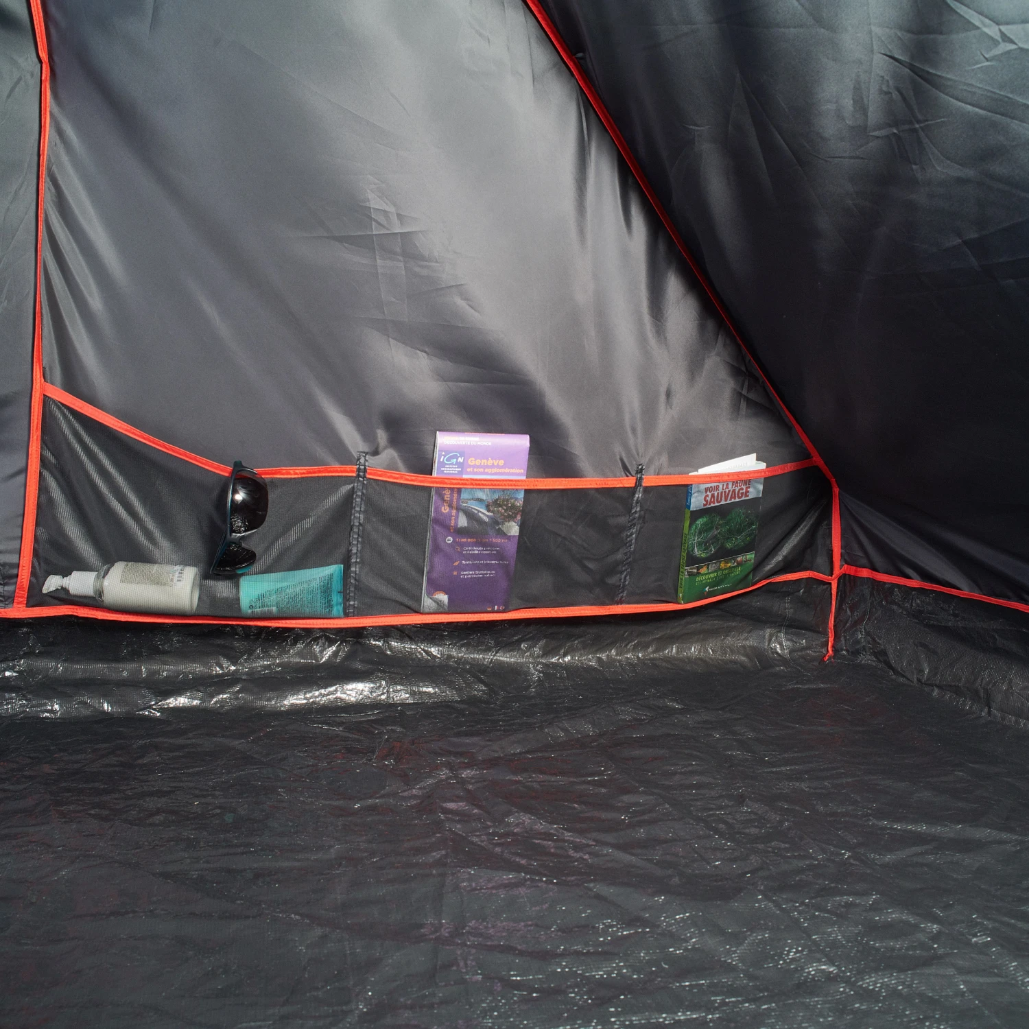 Quechua 8 Man Inflatable Blackout Tent 13 Quechua 8 Man Inflatable Blackout Tent - Image 13