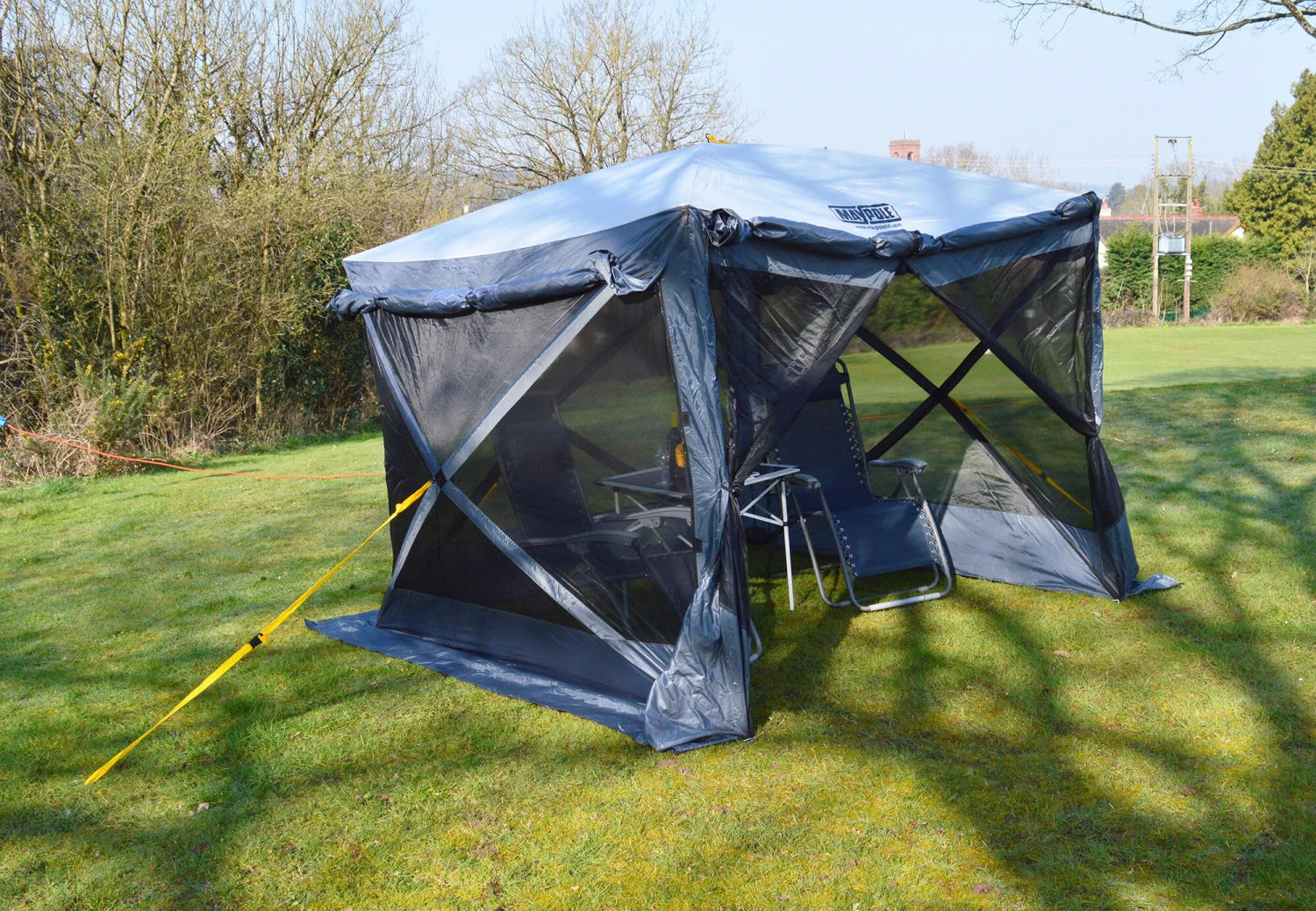 Maypole Pop Up Screen House Gazebo Shelter 3 Maypole Pop Up Screen House Gazebo Shelter - Image 3