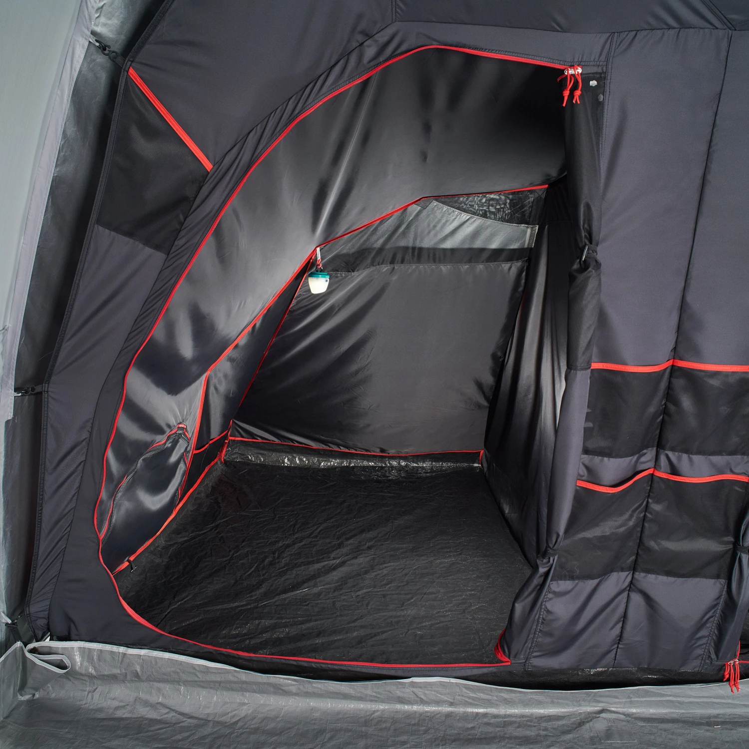 Quechua 8 Man Inflatable Blackout Tent 17 Quechua 8 Man Inflatable Blackout Tent - Image 17