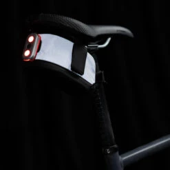 Decathlon Reflective Saddle Bag 0.6L Easy M -Outdoor Camping Shop keade1937111bce4741c0dba56c0e958d